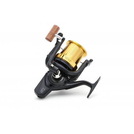 Daiwa Naviják 23 Emblem 45 SCW QD-OT