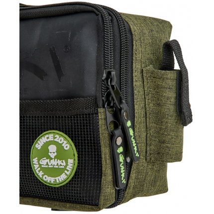 Ledvinka Overtake Street Walk PM