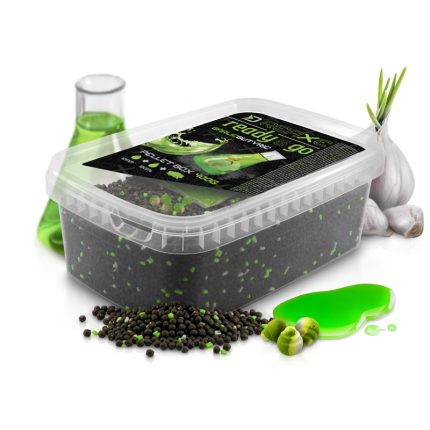 Delphin Pelety Reaxe Ready&Go Pellet Box + Booster a Nástrahy Česnek-Butyric 400 g