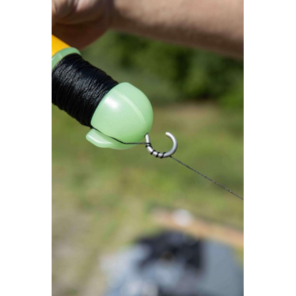 Black Cat Plovák Outrigger Float Glow