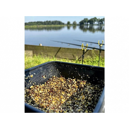 Feeder Bait Method Mix Dynamic Corn 800 g