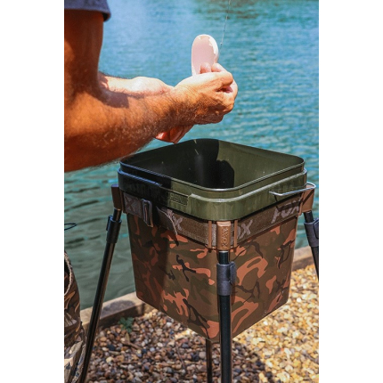 Fox Držák Kbelíku Spod Bucket Strap