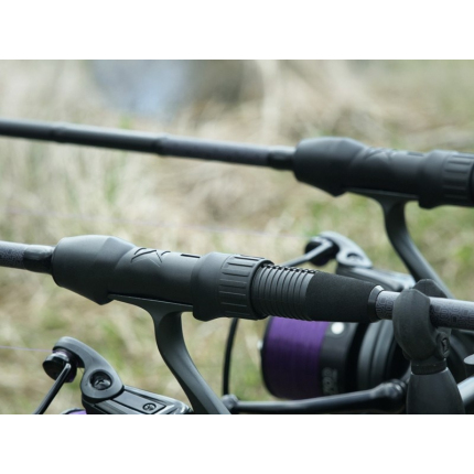 Delphin Prut CorsaBLACK NERO 3m 2,25lb 2 díl