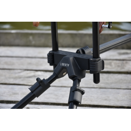 Giants fishing Kolíček s obratlíkem a krozžkem Screw with Ring Swivel Medium 10ks