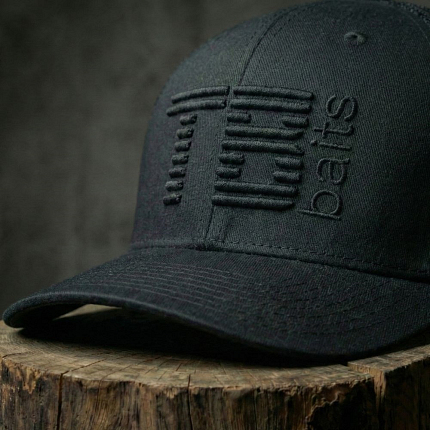 TB Baits Kšiltovka Trucker Cap 3D Logo Black