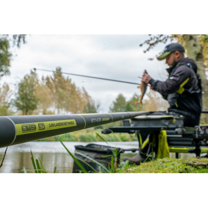 Matrix Podběráková Tyč Ethos XR Power Landing Net Handle 3,5 m